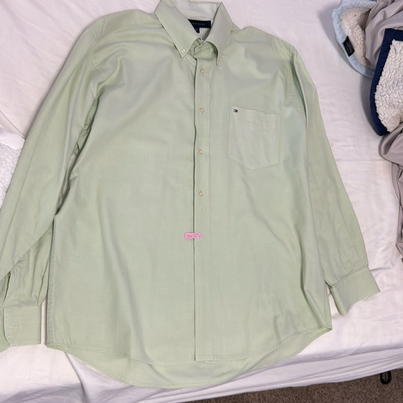 Men’s light mint green Tommy Hilfiger large dress shirt dry cleaned small stain - Picture 4 of 8